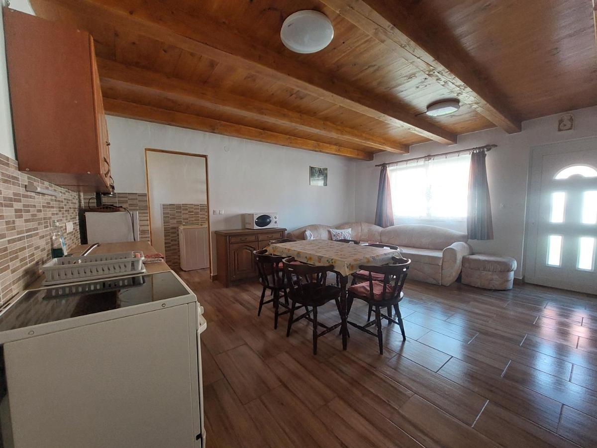 Orban Nyaralohaz Villa Kovagoors Exterior photo